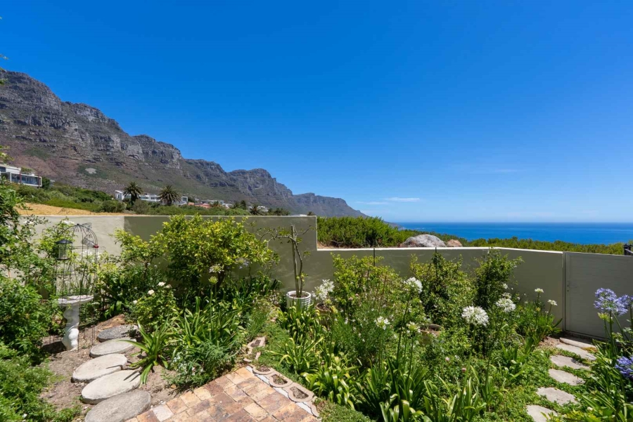 3 Bedroom Property for Sale in Camps Bay Western Cape